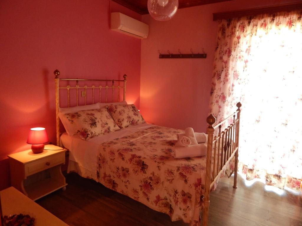 Cornelia Apartment Lakka  Room photo